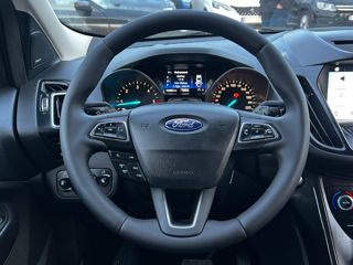 Ford Kuga foto 10