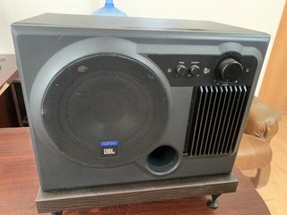 Сабвуфер JBL SUB6 foto 1