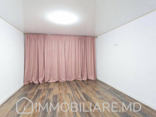 Apartament cu 3 camere, 100 m², Buiucani, Chișinău foto 3