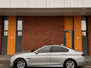 BMW 5 Series foto 3