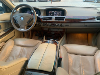 BMW 7 Series foto 9