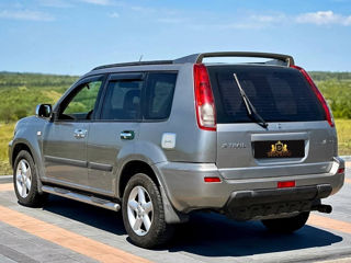 Nissan X-Trail foto 4