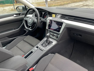 Volkswagen Passat foto 6