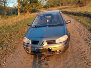 Renault Megane foto 1