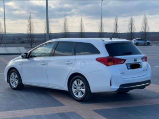 Toyota Auris foto 4