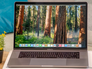 Macbook Pro 15 2019/ Core I7 9750H/ 16Gb Ram/ Radeon Pro 555X/ 500Gb SSD/ 15.4" Retina/ 313Cycles!! foto 2