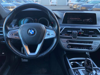 BMW 7 Series foto 9