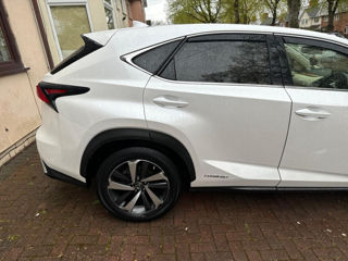 Lexus NX Series foto 3