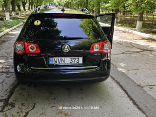 Volkswagen Passat foto 4