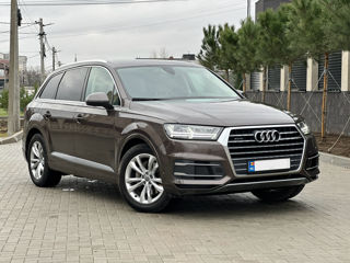 Audi Q7 foto 2