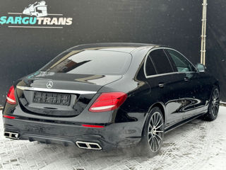 Mercedes E-Class foto 4