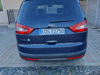 Ford Galaxy foto 3