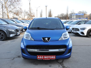 Peugeot 107 foto 2