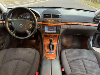 Mercedes E-Class foto 9