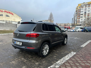 Volkswagen Tiguan foto 6