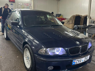 BMW 3 Series foto 2