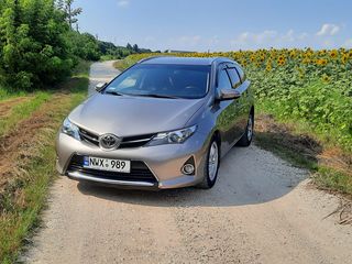 Toyota Auris foto 8