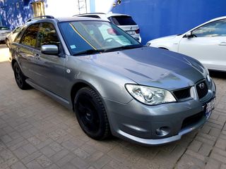 Subaru Impreza foto 3