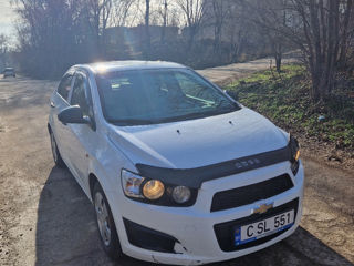 Chevrolet Aveo foto 2