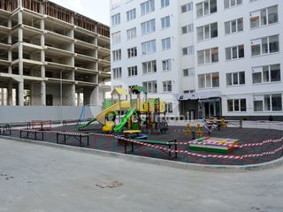 Apartament cu 2 camere, 68,6 mp, str. Milescu Spătaru, 41160 € ! foto 4