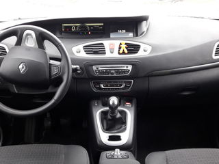 Renault Scenic foto 5