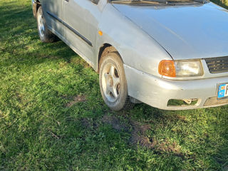 Volkswagen Caddy foto 8