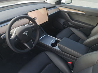 Tesla Model 3 foto 10