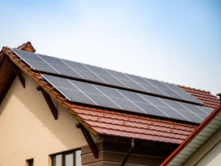 Panouri solare / instalații fotovoltaice