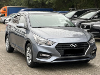 Hyundai Accent foto 4