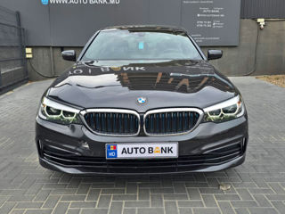 BMW 5 Series foto 2