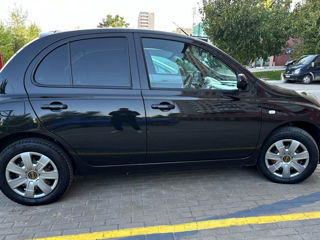 Nissan Micra foto 4