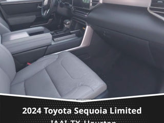 Toyota Sequoia foto 6