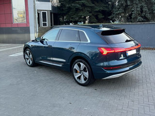 Audi e-tron foto 4