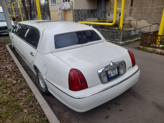 Lincoln Town Car foto 2