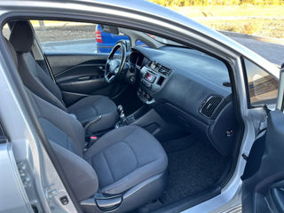 KIA Rio foto 6