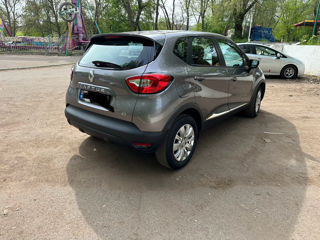 Renault Captur foto 2