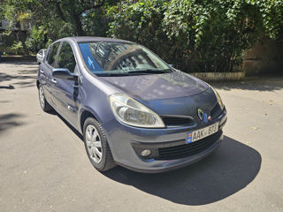 Renault Clio foto 3