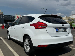 Ford Focus foto 6