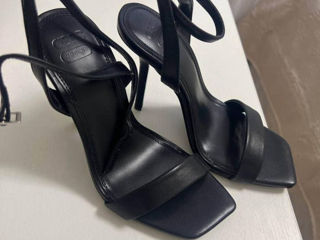 Pantofi/Sandale pentru femei ! Marimea 34 noi