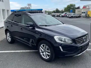 Volvo XC60 foto 1