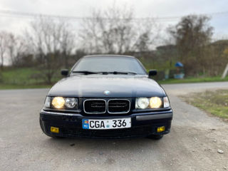 BMW 3 Series foto 7