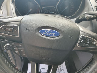 Ford Focus foto 9