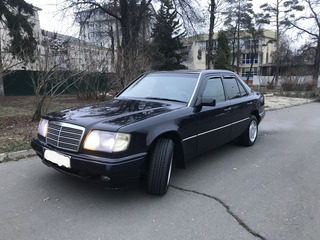 Mercedes Series (W124) foto 3