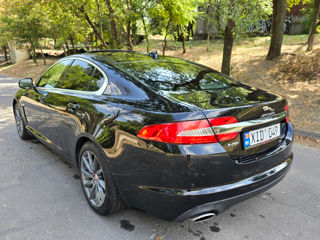 Jaguar XF foto 3