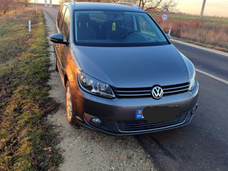 Volkswagen Touran foto 5