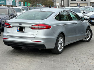 Ford Fusion foto 3