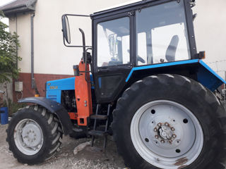 Mtz 892.2 anul fabricari 2016  stari lucratoari,  11900 euro.se poate si scumb tot pe tractor. foto 2