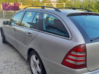 Mercedes C Class foto 3