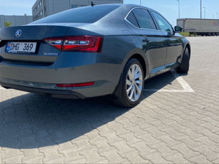 Skoda Superb foto 9