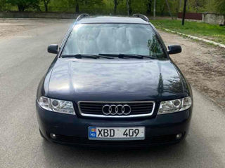 Audi A4 foto 1